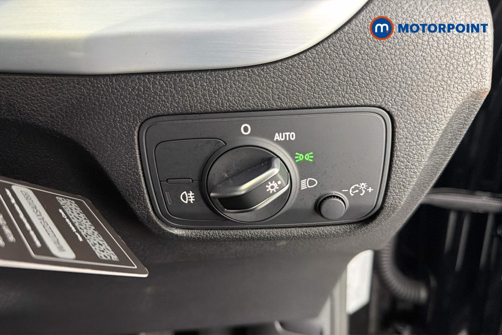 Audi Q2 Black Edition Automatic Petrol SUV - Stock Number (1643636) - 18th supplementary image