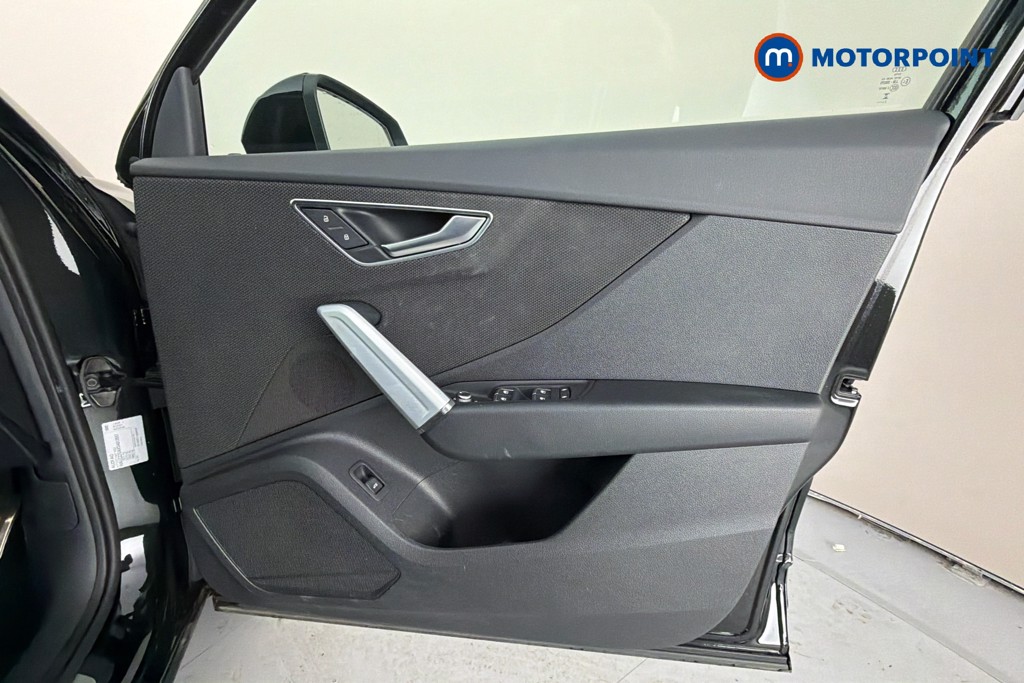 Audi Q2 Black Edition Automatic Petrol SUV - Stock Number (1643636) - 19th supplementary image