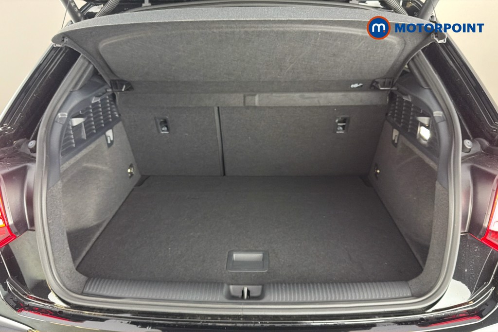 Audi Q2 Black Edition Automatic Petrol SUV - Stock Number (1643636) - 33rd supplementary image