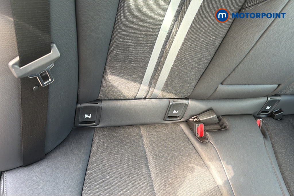BMW 2 Series Sport Automatic Petrol Saloon - Stock Number (1643760) - 27th supplementary image
