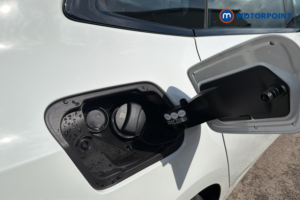BMW 2 Series Sport Automatic Petrol Saloon - Stock Number (1643760) - 41st supplementary image