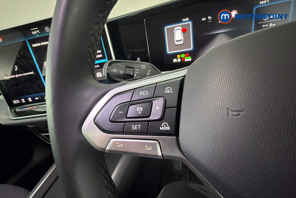 Volkswagen Passat Life Automatic Petrol Plug-In Hybrid Estate - Stock Number (1643778) - 3rd supplementary image
