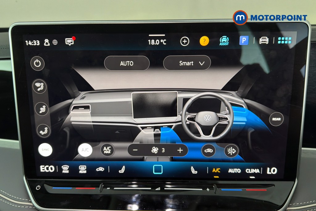 Volkswagen Passat Life Automatic Petrol Plug-In Hybrid Estate - Stock Number (1643778) - 12th supplementary image