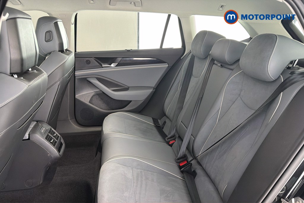 Volkswagen Passat Life Automatic Petrol Plug-In Hybrid Estate - Stock Number (1643778) - 28th supplementary image