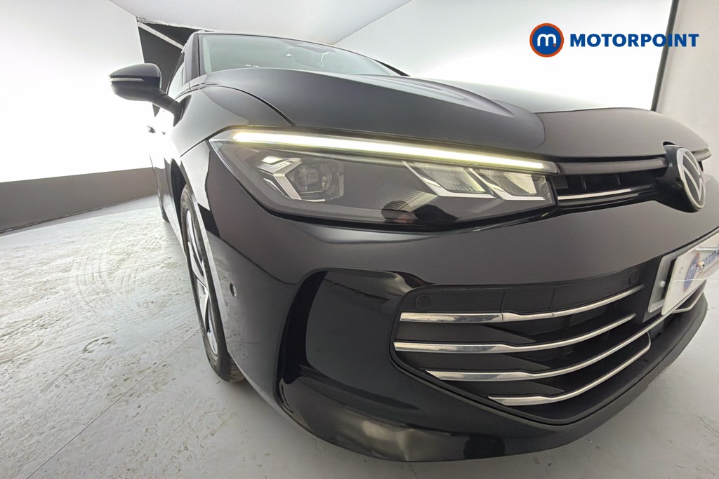 Volkswagen Passat Life Automatic Petrol Plug-In Hybrid Estate - Stock Number (1643778) - 44th supplementary image