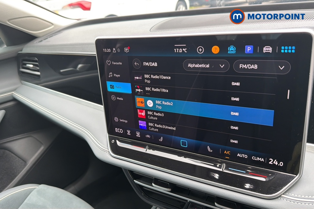 Volkswagen Passat Life Automatic Petrol Plug-In Hybrid Estate - Stock Number (1643779) - 8th supplementary image