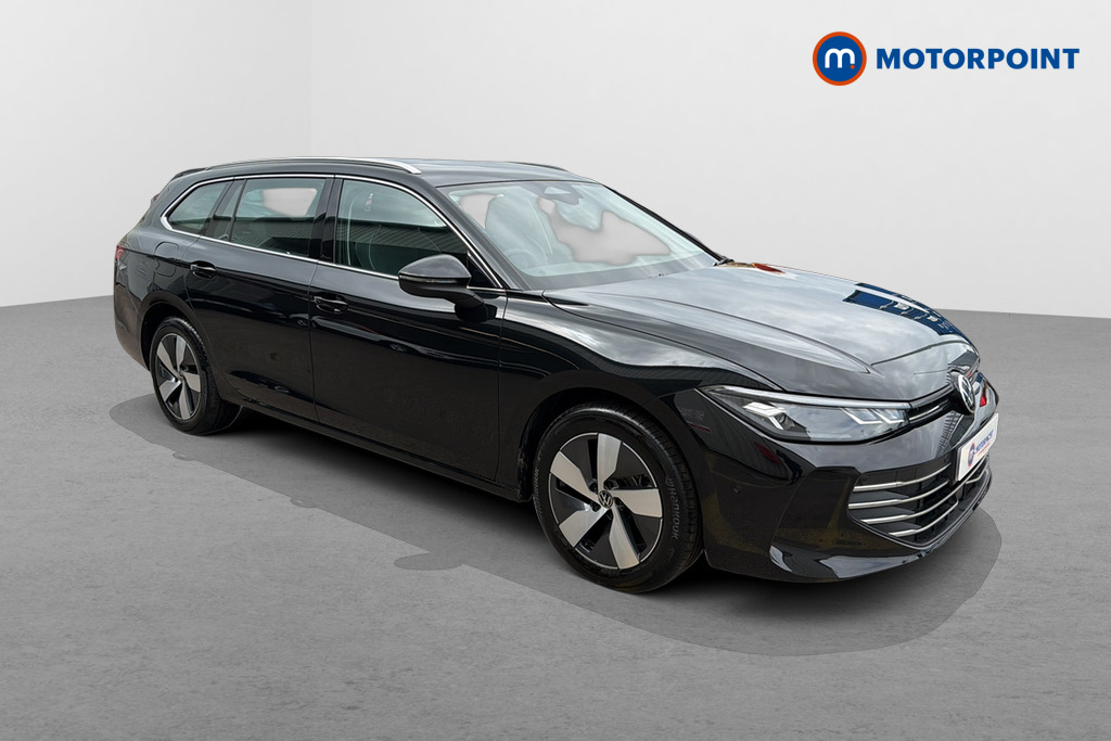 Volkswagen Passat Life Automatic Petrol Plug-In Hybrid Estate - Stock Number (1643779) - Drivers side front corner