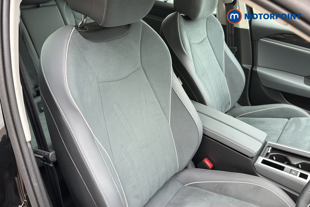 Volkswagen Passat Life Automatic Petrol Plug-In Hybrid Estate - Stock Number (1643779) - 22nd supplementary image