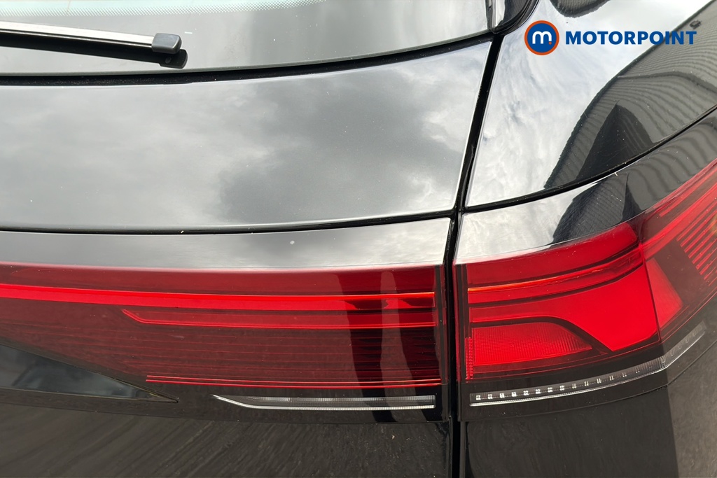 Volkswagen Passat Life Automatic Petrol Plug-In Hybrid Estate - Stock Number (1643779) - 36th supplementary image