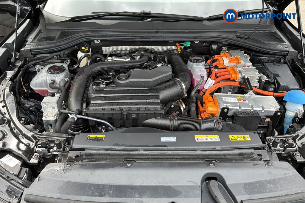 Volkswagen Passat Life Automatic Petrol Plug-In Hybrid Estate - Stock Number (1643779) - 48th supplementary image