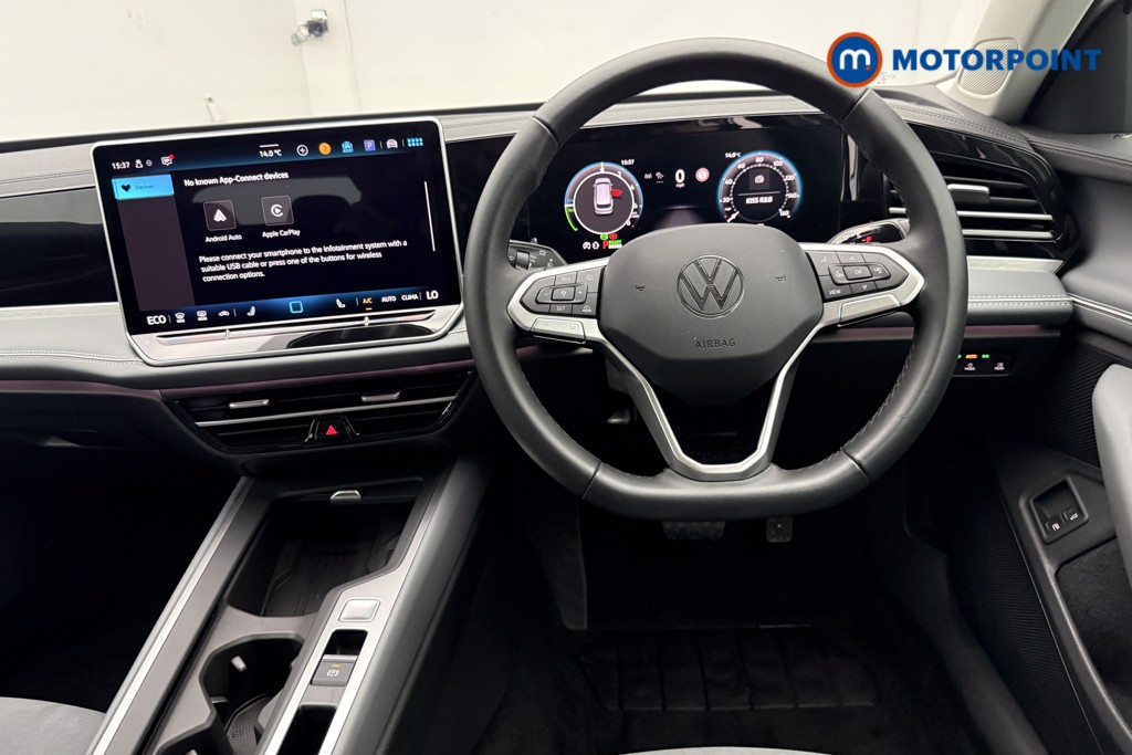 Volkswagen Passat Life Automatic Petrol Plug-In Hybrid Estate - Stock Number (1643783) - 2nd supplementary image