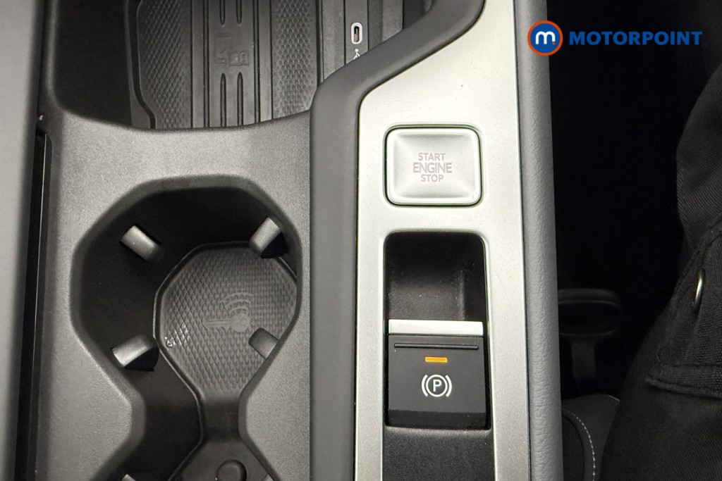 Volkswagen Passat Life Automatic Petrol Plug-In Hybrid Estate - Stock Number (1643783) - 16th supplementary image