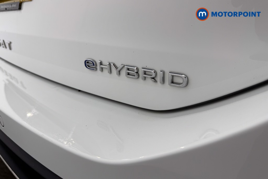 Volkswagen Passat Life Automatic Petrol Plug-In Hybrid Estate - Stock Number (1643783) - 21st supplementary image