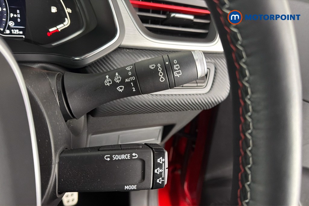 Renault Captur R.S. Line Automatic Petrol SUV - Stock Number (1643888) - 7th supplementary image