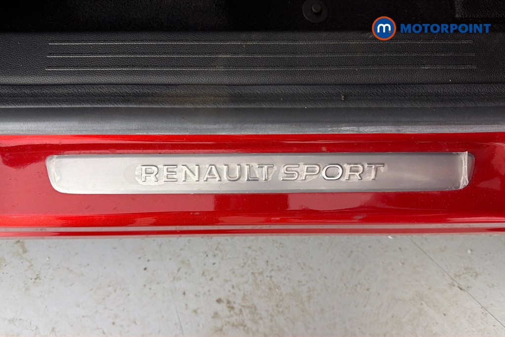 Renault Captur R.S. Line Automatic Petrol SUV - Stock Number (1643888) - 27th supplementary image