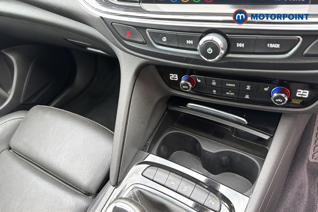 Vauxhall Insignia Elite Manual Petrol Hatchback - Stock Number (1644048) - 16th supplementary image