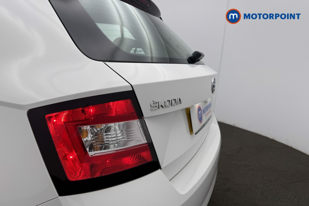 Skoda Fabia Colour Edition Manual Petrol Hatchback - Stock Number (1644210) - 25th supplementary image