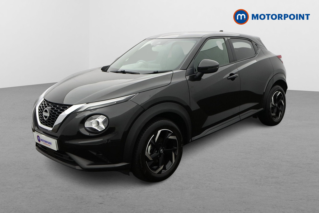 Nissan Juke N-Connecta Manual Petrol SUV - Stock Number (1644259) - Passenger side front corner