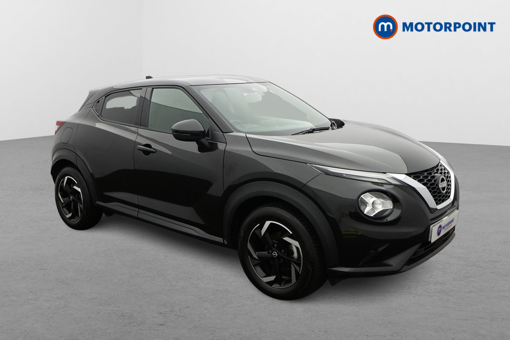 Nissan Juke N-Connecta Manual Petrol SUV - Stock Number (1644259) - Drivers side front corner