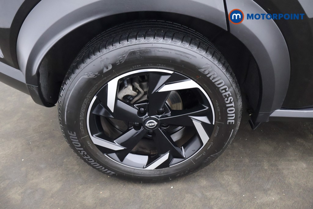 Nissan Juke N-Connecta Manual Petrol SUV - Stock Number (1644263) - 3rd supplementary image