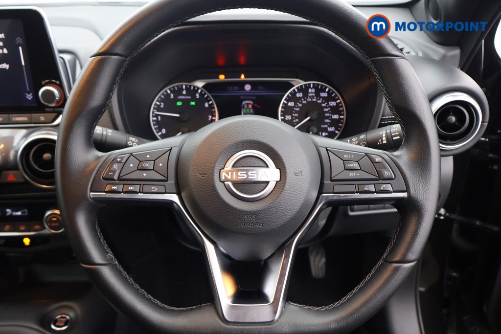 Nissan Juke N-Connecta Manual Petrol SUV - Stock Number (1644263) - 5th supplementary image