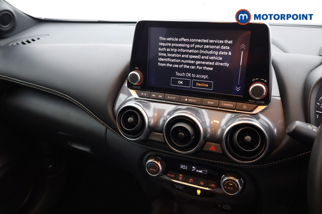 Nissan Juke N-Connecta Manual Petrol SUV - Stock Number (1644263) - 9th supplementary image