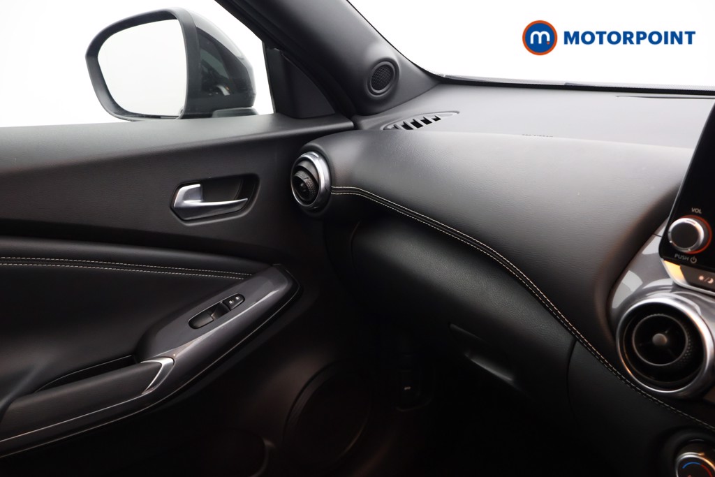 Nissan Juke N-Connecta Manual Petrol SUV - Stock Number (1644263) - 10th supplementary image
