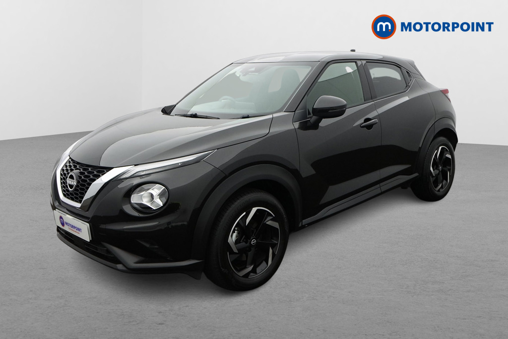 Nissan Juke N-Connecta Manual Petrol SUV - Stock Number (1644263) - Passenger side front corner
