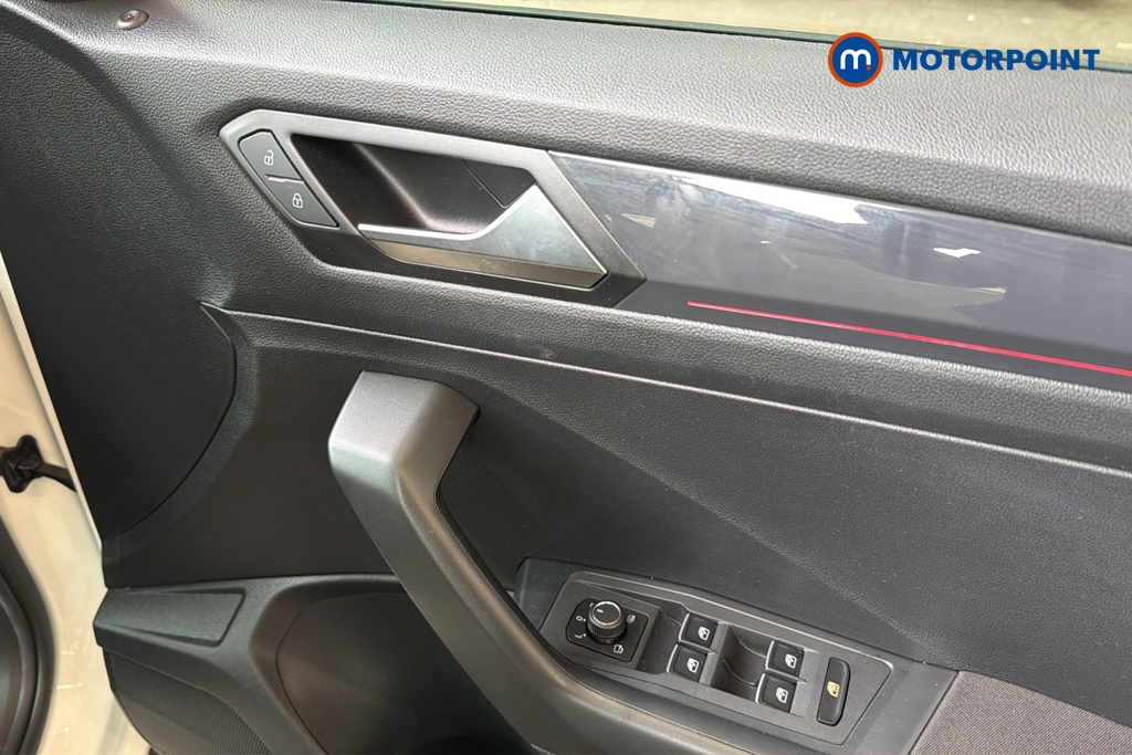 Volkswagen T-Roc SEL Automatic Petrol SUV - Stock Number (1644323) - 19th supplementary image