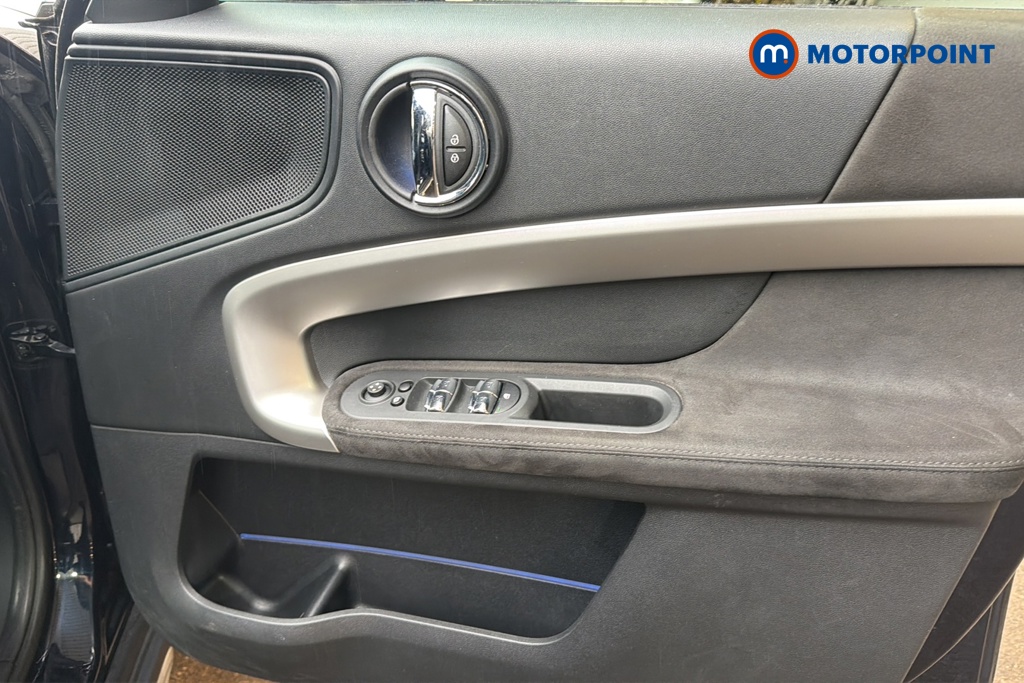 Mini Countryman Cooper Exclusive Manual Petrol SUV - Stock Number (1644364) - 18th supplementary image