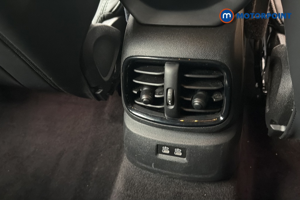 Mini Countryman Cooper Exclusive Manual Petrol SUV - Stock Number (1644364) - 28th supplementary image