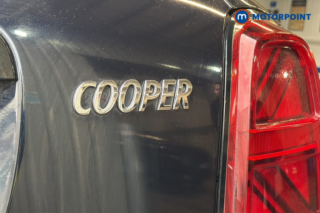 Mini Countryman Cooper Exclusive Manual Petrol SUV - Stock Number (1644364) - 36th supplementary image