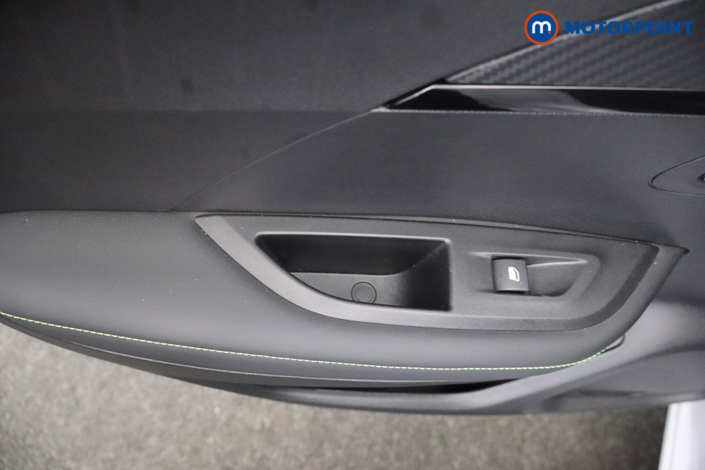 Peugeot 2008 GT Automatic Electric SUV - Stock Number (1644466) - 23rd supplementary image