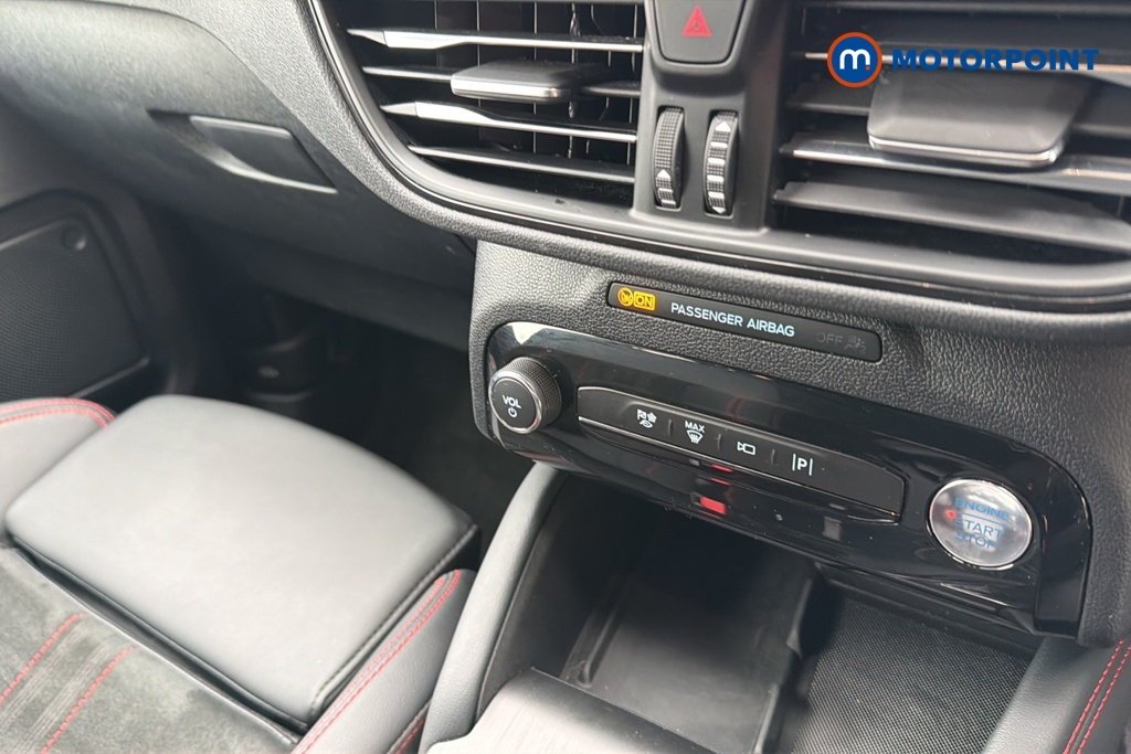 Ford Kuga St-Line Automatic Petrol-Electric Hybrid SUV - Stock Number (1644505) - 12th supplementary image