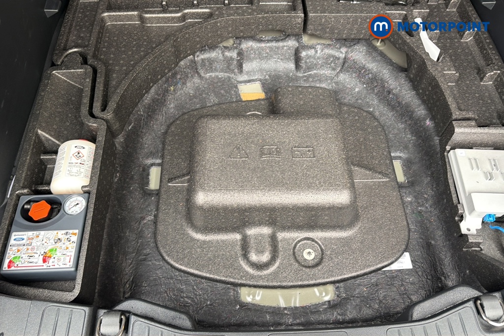 Ford Kuga St-Line Automatic Petrol-Electric Hybrid SUV - Stock Number (1644505) - 33rd supplementary image