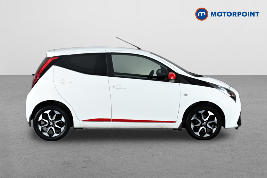Toyota Aygo X-Trend Manual Petrol Hatchback - Stock Number (1644667) - Drivers side