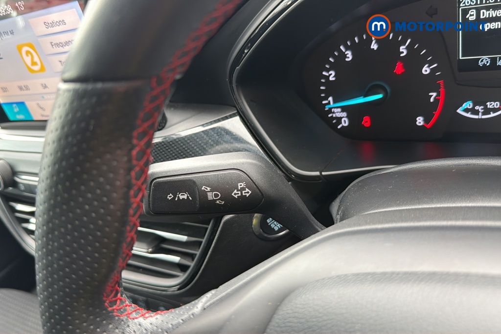Ford Focus St-Line Manual Petrol Hatchback - Stock Number (1644806) - 5th supplementary image