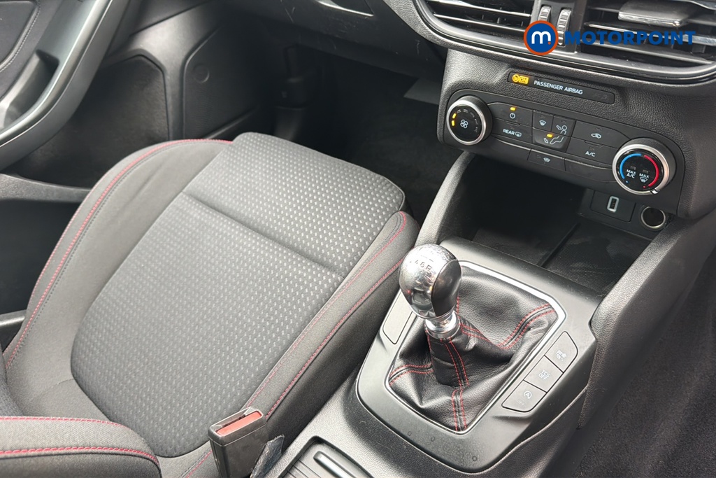 Ford Focus St-Line Manual Petrol Hatchback - Stock Number (1644806) - 15th supplementary image