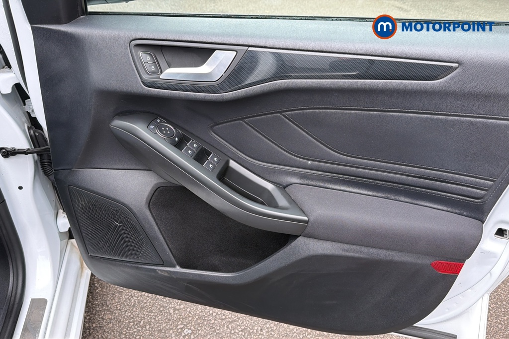 Ford Focus St-Line Manual Petrol Hatchback - Stock Number (1644806) - 18th supplementary image