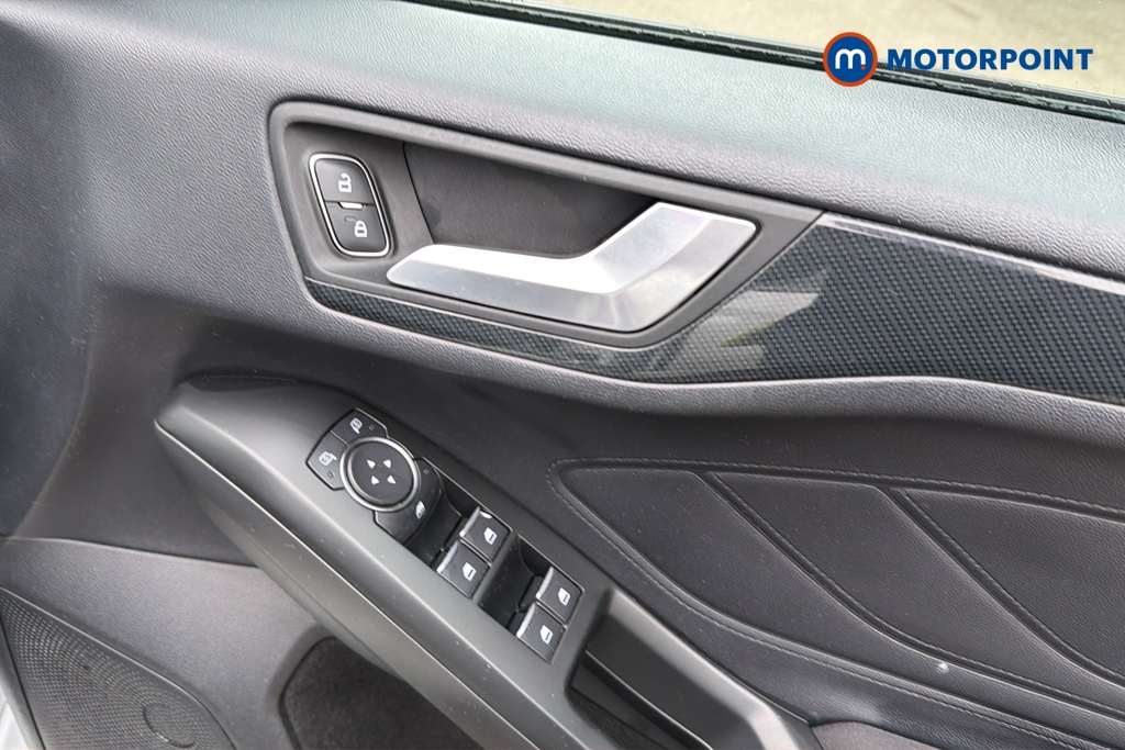 Ford Focus St-Line Manual Petrol Hatchback - Stock Number (1644806) - 19th supplementary image