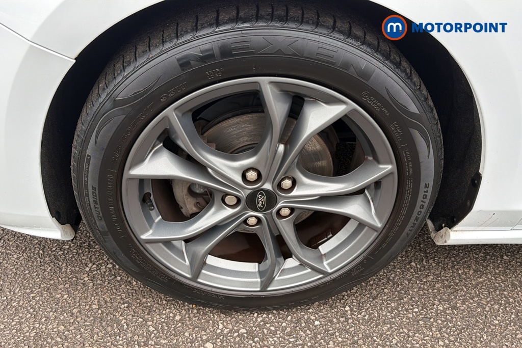 Ford Focus St-Line Manual Petrol Hatchback - Stock Number (1644806) - 44th supplementary image