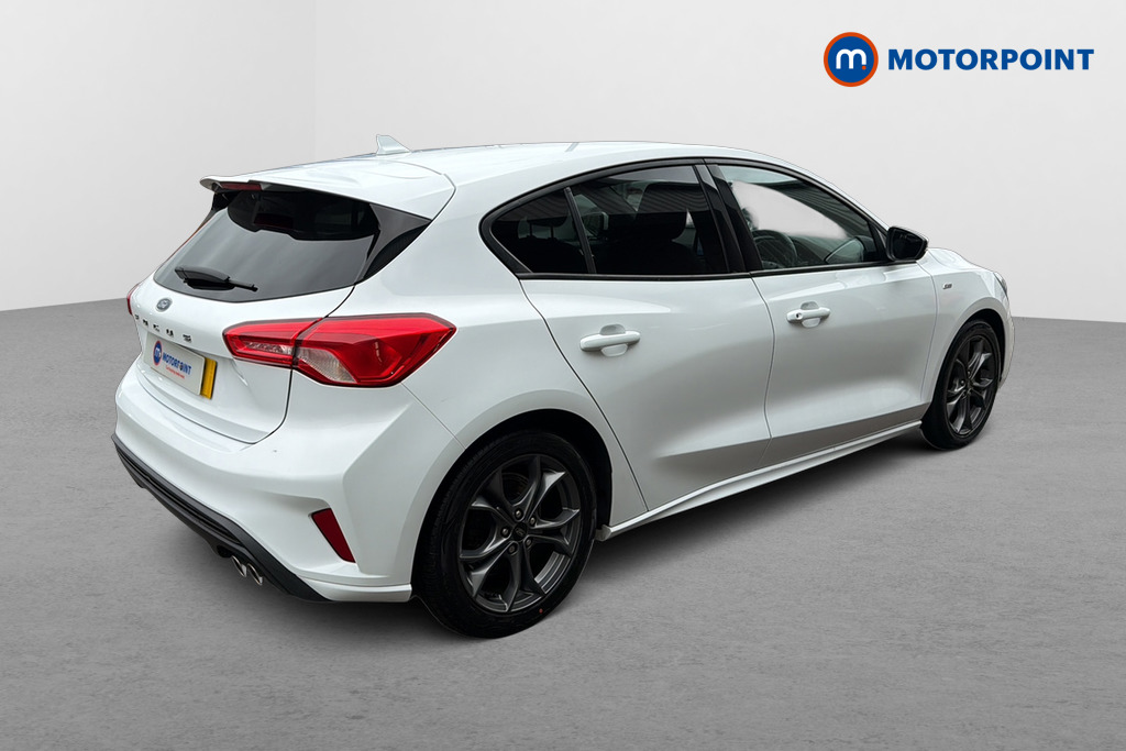 Ford Focus St-Line Manual Petrol Hatchback - Stock Number (1644806) - Passenger side rear corner