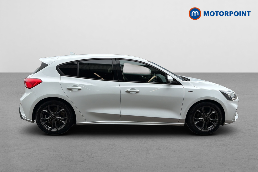 Ford Focus St-Line Manual Petrol Hatchback - Stock Number (1644806) - Passenger side