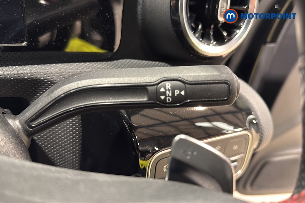 Mercedes-Benz A Class Amg Line Automatic Diesel Hatchback - Stock Number (1644882) - 6th supplementary image