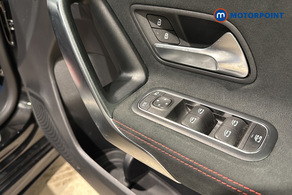 Mercedes-Benz A Class Amg Line Automatic Diesel Hatchback - Stock Number (1644882) - 19th supplementary image