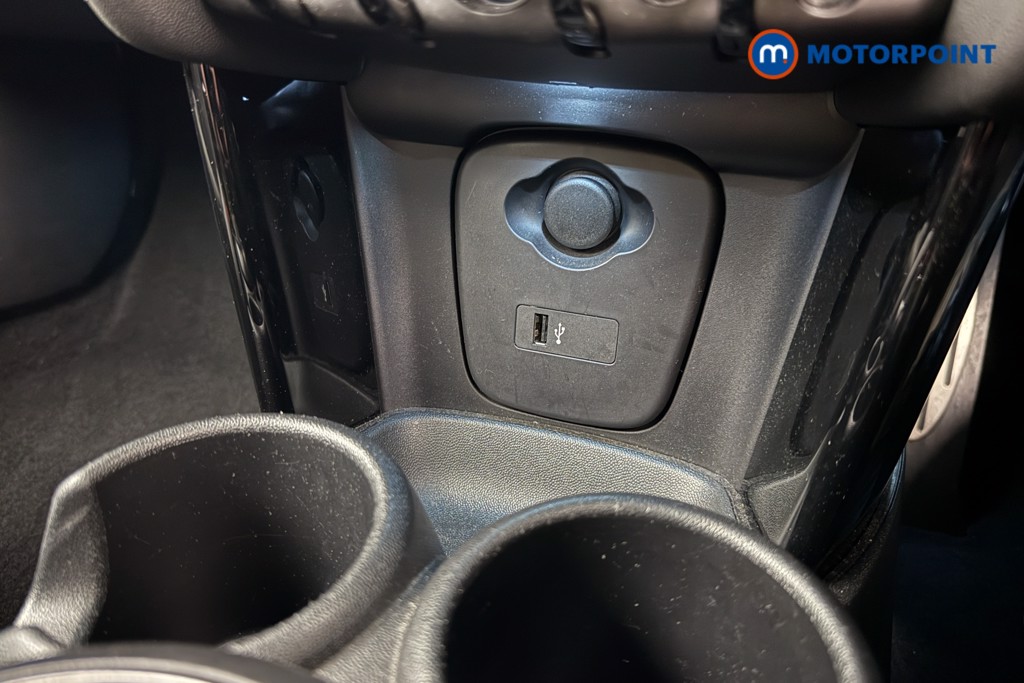 Mini Hatchback Cooper Sport Automatic Petrol Hatchback - Stock Number (1644939) - 11th supplementary image