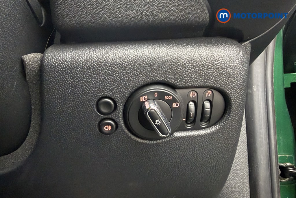 Mini Hatchback Cooper Sport Automatic Petrol Hatchback - Stock Number (1644939) - 16th supplementary image