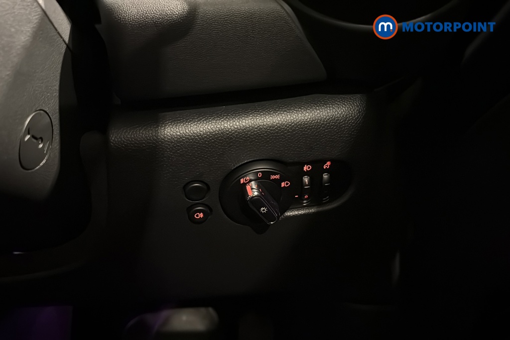Mini Hatchback Cooper S Exclusive Automatic Petrol Hatchback - Stock Number (1644943) - 11th supplementary image