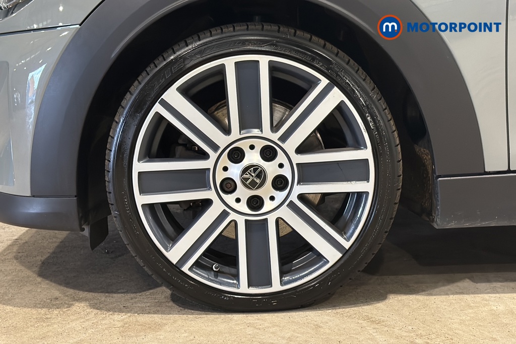 Mini Hatchback Cooper S Exclusive Automatic Petrol Hatchback - Stock Number (1644943) - 44th supplementary image
