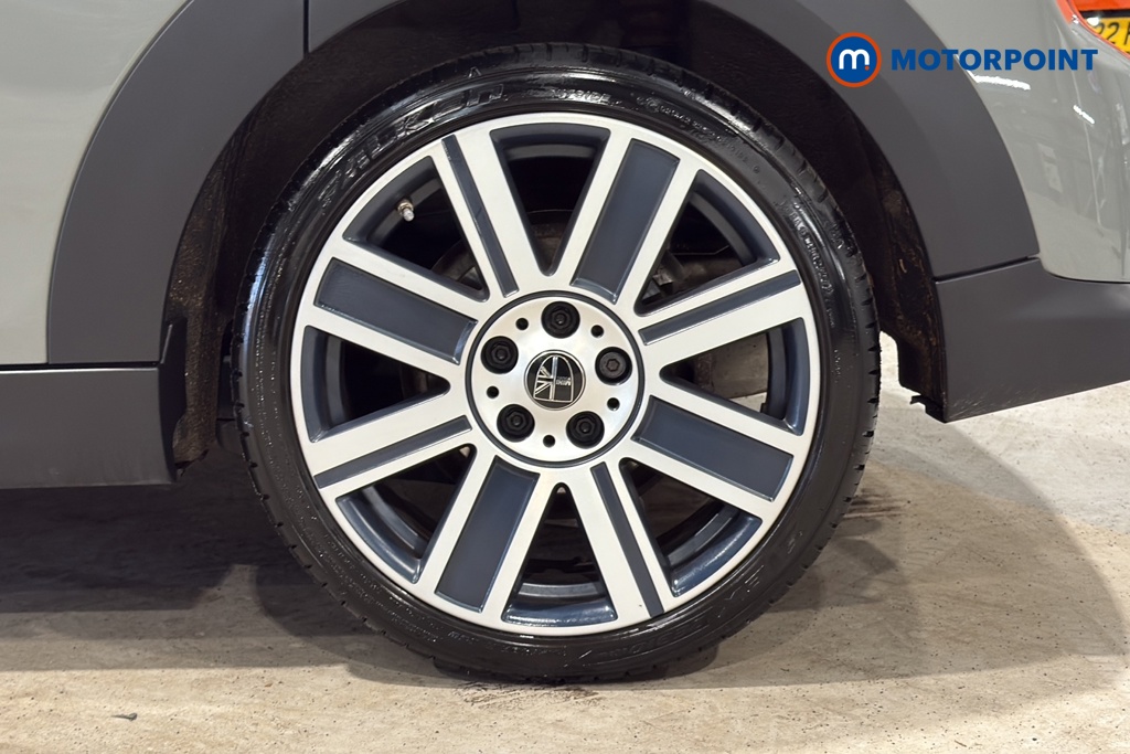 Mini Hatchback Cooper S Exclusive Automatic Petrol Hatchback - Stock Number (1644943) - 45th supplementary image